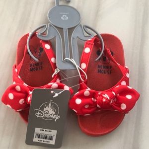 Minnie Mouse sandals